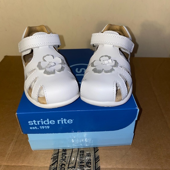 Adorable Baby/Toddler SANDAL just in time for summer! - Picture 3 of 4
